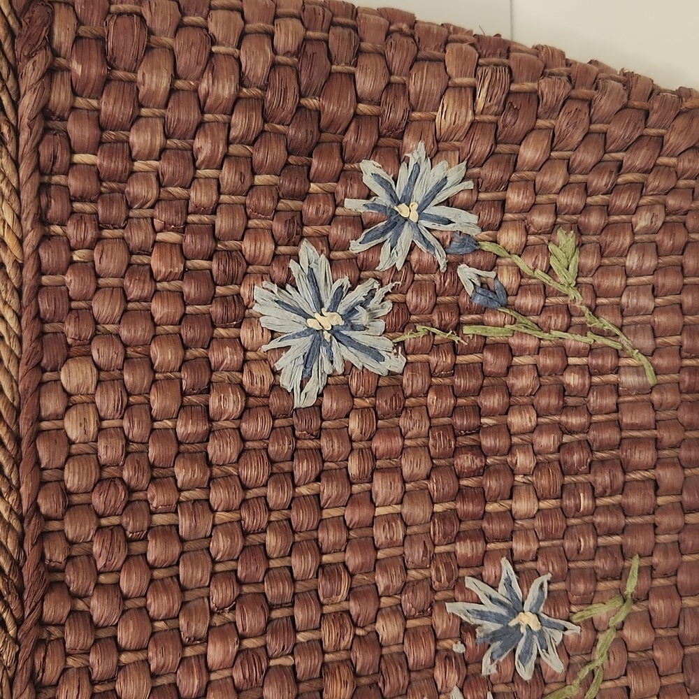 Corn Husk Floral Crossweave  Natural Tote - Picture 2 of 14